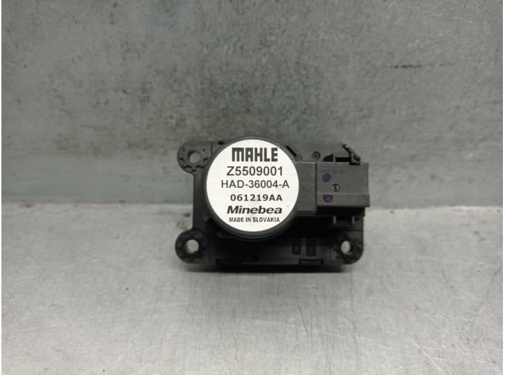 Recambio de motor apertura trampillas climatizador para peugeot 508 sw ii (fc_, fj_, f4_) 2.0 bluehdi 160 referencia OEM IAM Z55