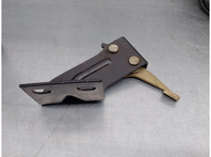 Recambio de cerradura asientos traseros para renault fuego 2.0 referencia OEM IAM 4678688 TRASERO DERECHO