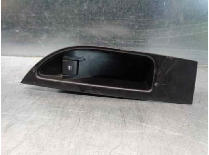 Recambio de mando elevalunas trasero izquierdo para opel astra j sedán 1.4 turbo (69) referencia OEM IAM 13301888