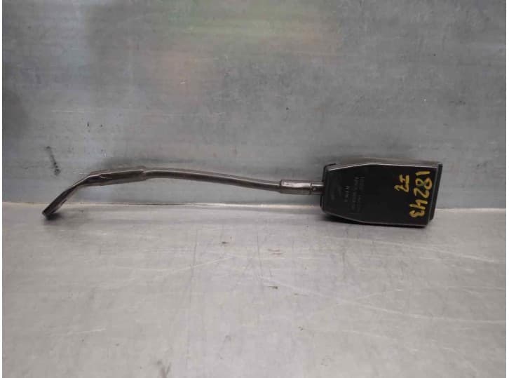 Recambio de enganche cinturon delantero izquierdo para renault fuego 2.0 referencia OEM IAM 664329 DELAN IZQ 3 PUERTAS