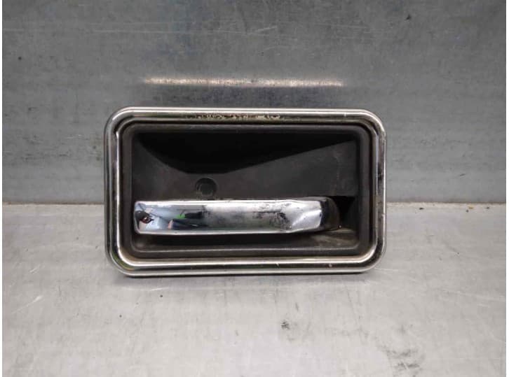 Recambio de maneta interior delantera derecha para renault fuego 2.0 referencia OEM IAM 4678752 3 PUERTAS