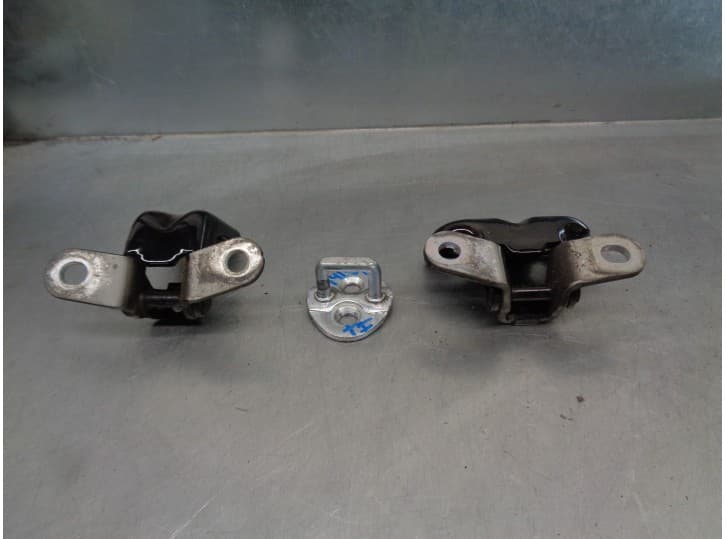 Recambio de bisagra puerta para hyundai i40 i cw (vf) 1.7 crdi referencia OEM IAM 793102H000 794203K000