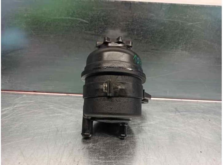 Recambio de deposito servo para bmw 7 (e38) 725 tds referencia OEM IAM