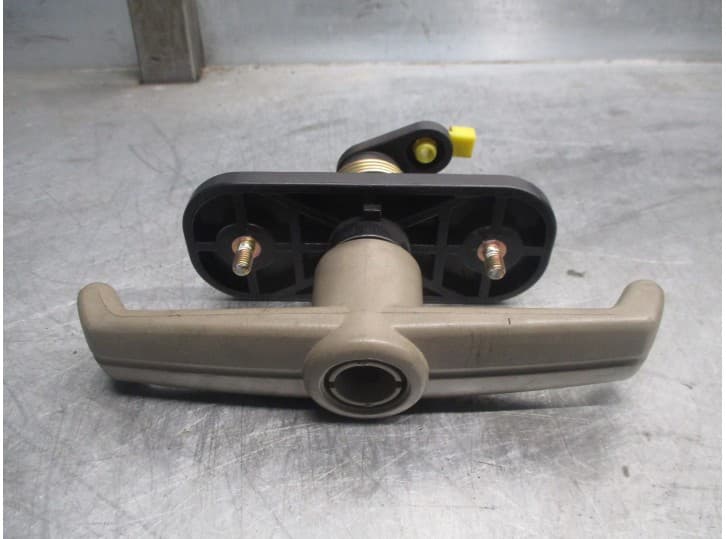 Recambio de maneta interior trasera izquierda para ssangyong kyron 2.0 xdi referencia OEM IAM 7143109000EAN DE PORTÓN