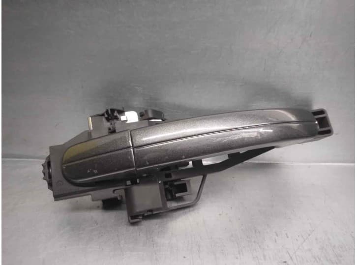 Recambio de maneta exterior delantera derecha para ford focus iii 1.0 ecoboost referencia OEM IAM BM51A224A36CJ 5 PUERTAS