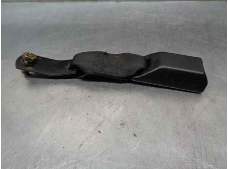 Recambio de enganche cinturon trasero izquierdo para mazda mx-3 (ec) 1.6 i referencia OEM IAM NSB1039