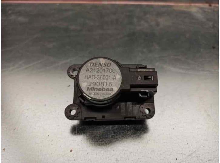 Recambio de motor calefaccion para citroën c-elysee (dd_) 1.6 bluehdi 100 referencia OEM IAM 1609170780 A21201700 DENSO