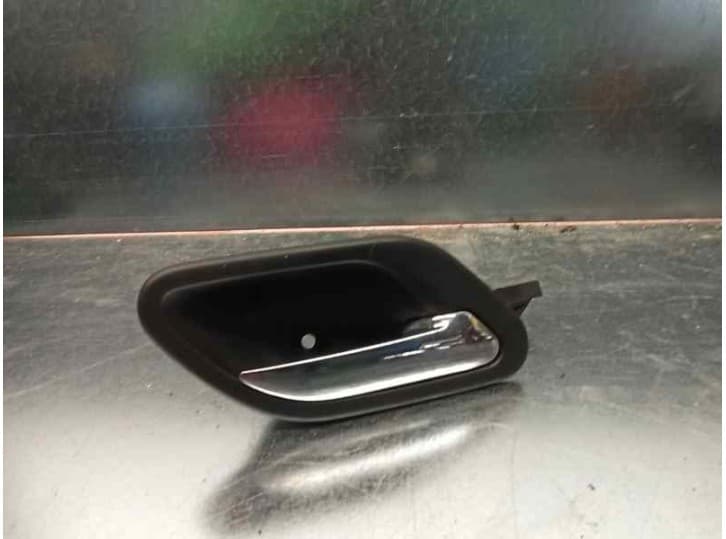 Recambio de maneta interior delantera derecha para bmw 7 (e38) 725 tds referencia OEM IAM 8125514