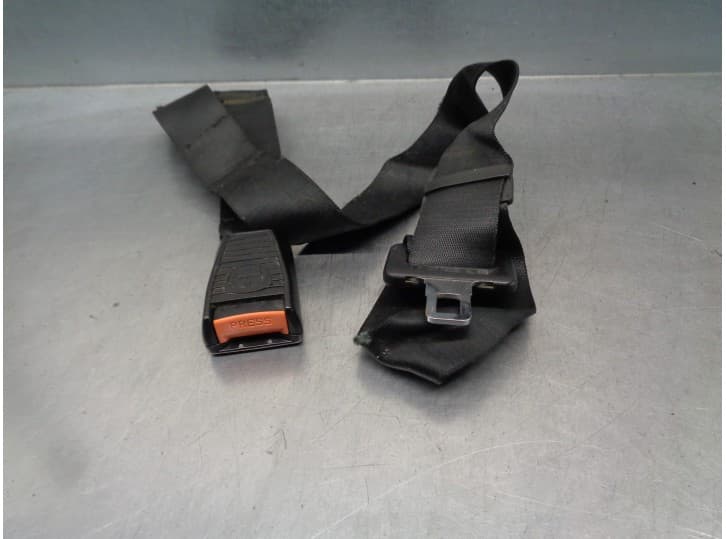 Recambio de cinturon seguridad trasero central para lancia thema (834_) 2000 i.e. turbo (834c) referencia OEM IAM 5892077 589207