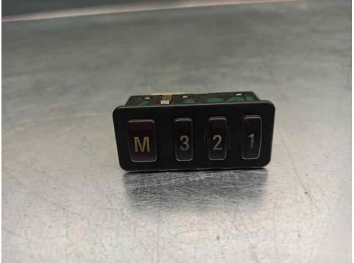 Recambio de mando para bmw 7 (e38) 725 tds referencia OEM IAM 8352160