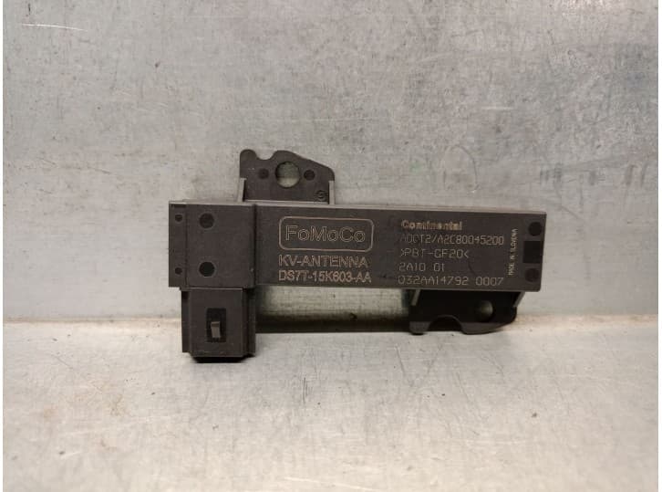 Recambio de antena para ford kuga iii (dfk) 2.5 fhev referencia OEM IAM DS7T15K603AA A2C80045200 CONTINENTAL