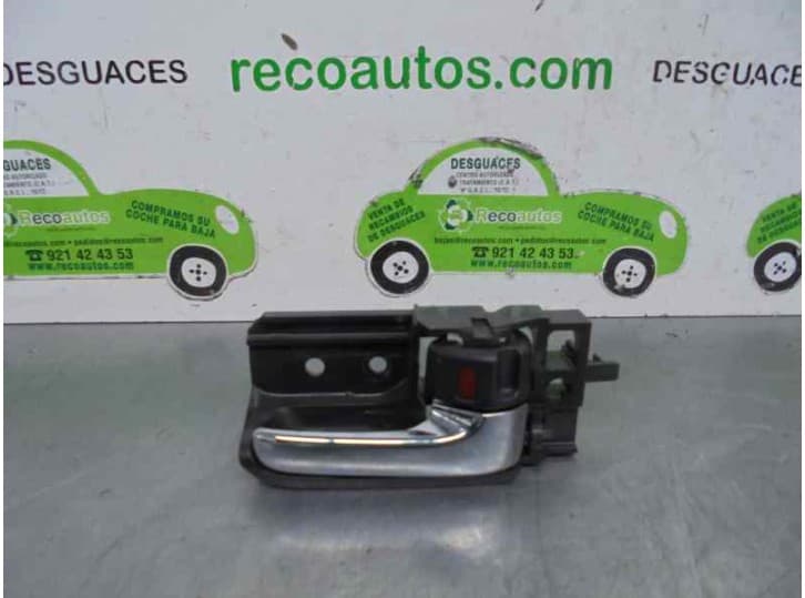 Recambio de maneta interior delantera derecha para toyota avensis sedán (_t25_) 2.2 d-4d (adt251_) referencia OEM IAM