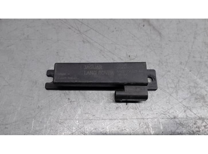 Recambio de antena para land rover range rover velar (l560) 2.0 d180 td4 4x4 referencia OEM IAM AH4215K603AA LR012709 JAGUAR 5E0