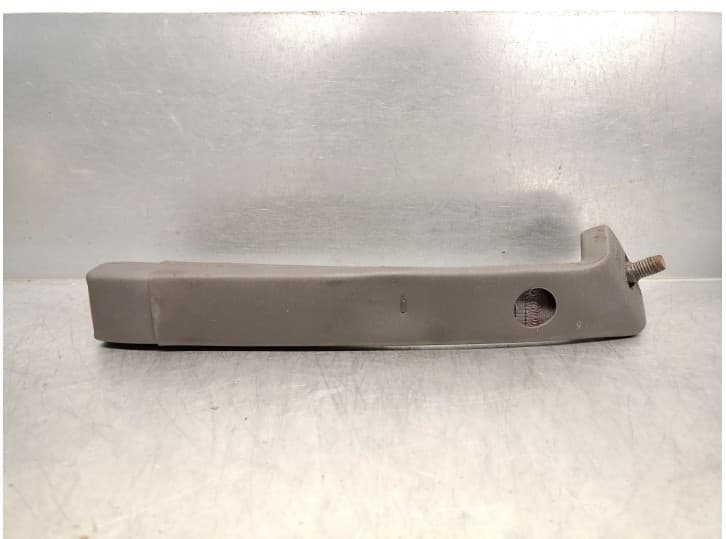 Recambio de enganche cinturon delantero izquierdo para chevrolet camaro descapotable 3.8 v6 referencia OEM IAM 13765