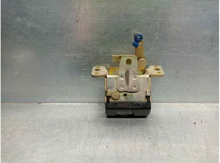 Recambio de cerradura maletero / porton para daewoo nexia 1.5 (08, 68) referencia OEM IAM 90197158 5 PUERTAS