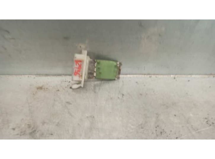 Recambio de resistencia calefaccion para mercedes-benz vaneo (414) 1.7 cdi (414.700) referencia OEM IAM A1688200897