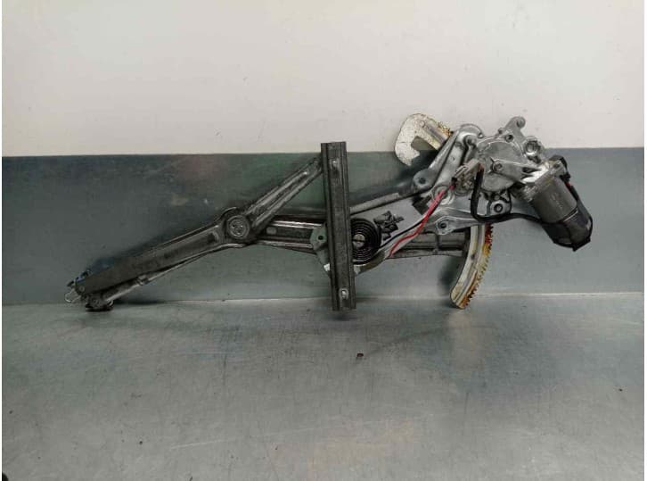 Recambio de elevalunas delantero derecho para volvo 940 kombi (945) 2.3 referencia OEM IAM 3528566 2 PINES 5 PUERTAS