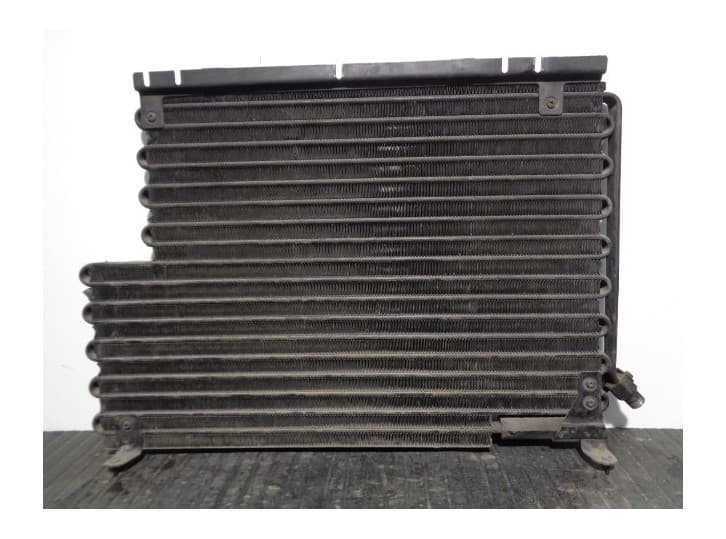 Recambio de condensador / radiador aire acondicionado para volvo 940 kombi (945) 2.3 referencia OEM IAM 3537069
