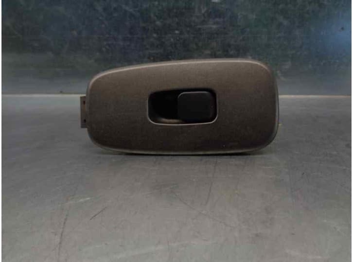 Recambio de mando elevalunas trasero izquierdo para lexus is sportcross (_e1_) 200 (gxe10_) referencia OEM IAM 8403053010C0