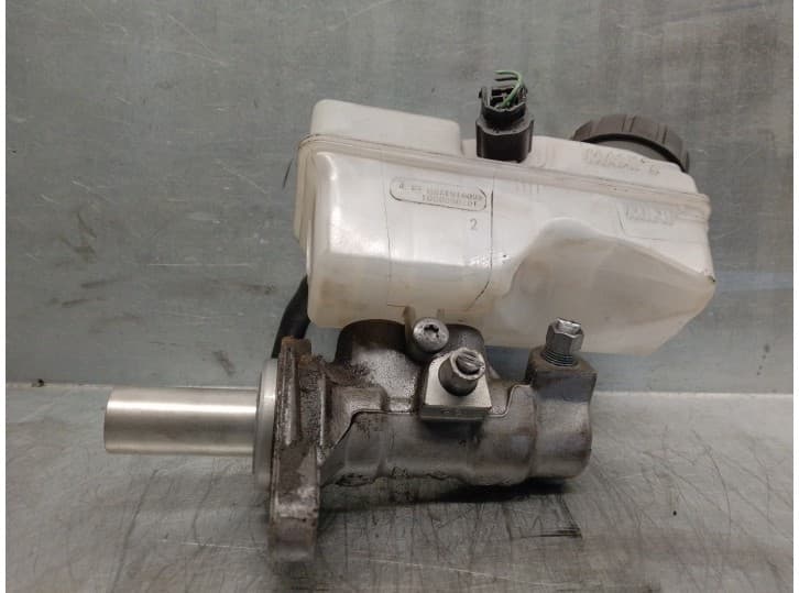 Recambio de bomba freno para dacia dokker furgoneta/monovolumen 1.6 lpg (fenb) referencia OEM IAM 460915125R 1070529S01