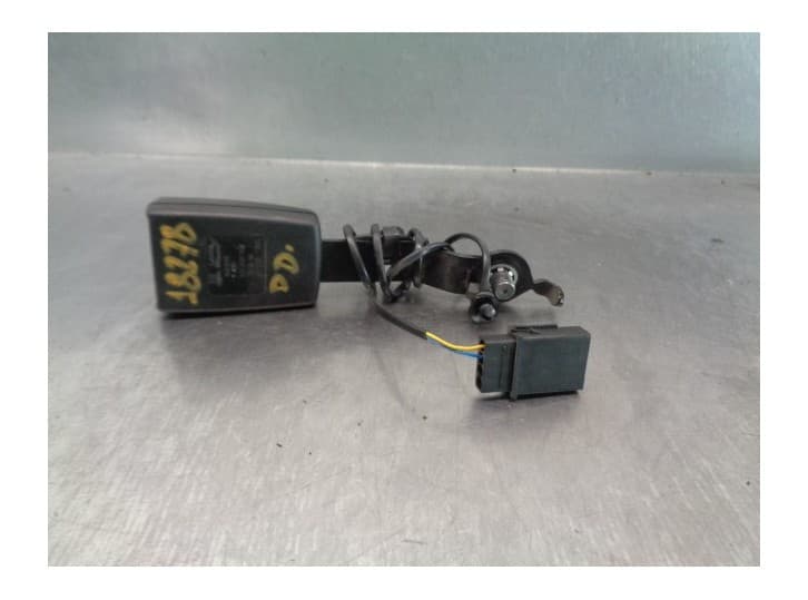 Recambio de enganche cinturon delantero derecho para alfa romeo mito (955_) 1.6 jtdm (955axc1b) referencia OEM IAM 1693644 DEL