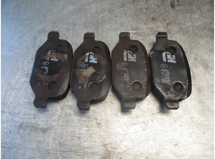 Recambio de pastillas de freno para lancia lybra (839_) 2.0 20v (839axc11, 839axc1a) referencia OEM IAM 0272710 ROADHOUSE