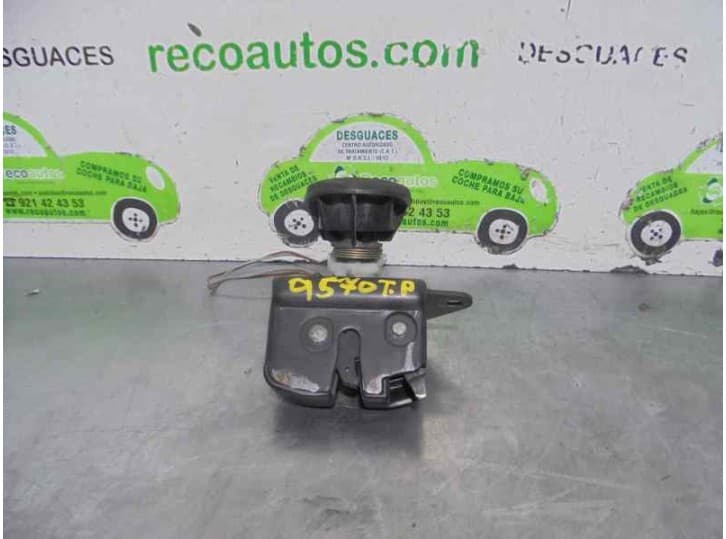 Recambio de cerradura maletero / porton para fiat punto (188_) 1.2 60 (188.030, .050, .130, .150, .230, .250) referencia OEM IAM