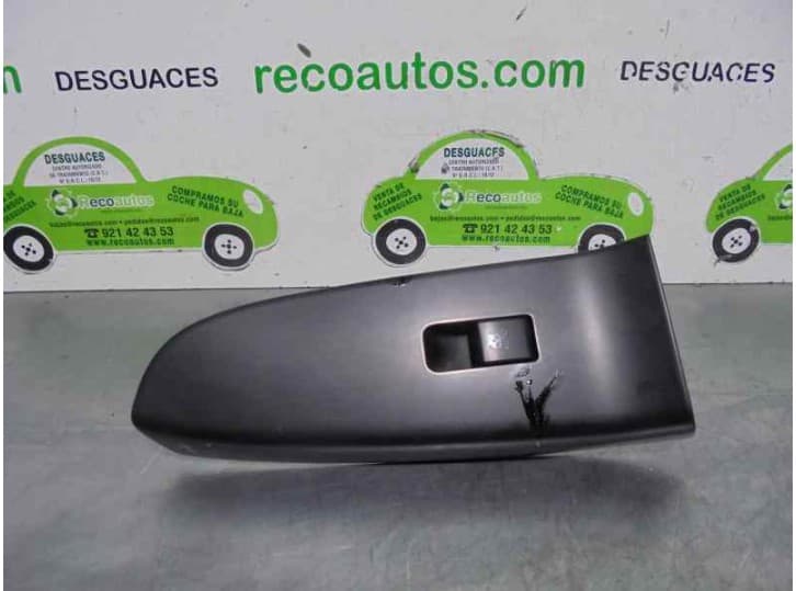 Recambio de mando elevalunas delantero derecho para kia pro cee'd (ed) 1.6 crdi 115 referencia OEM IAM 823611H300