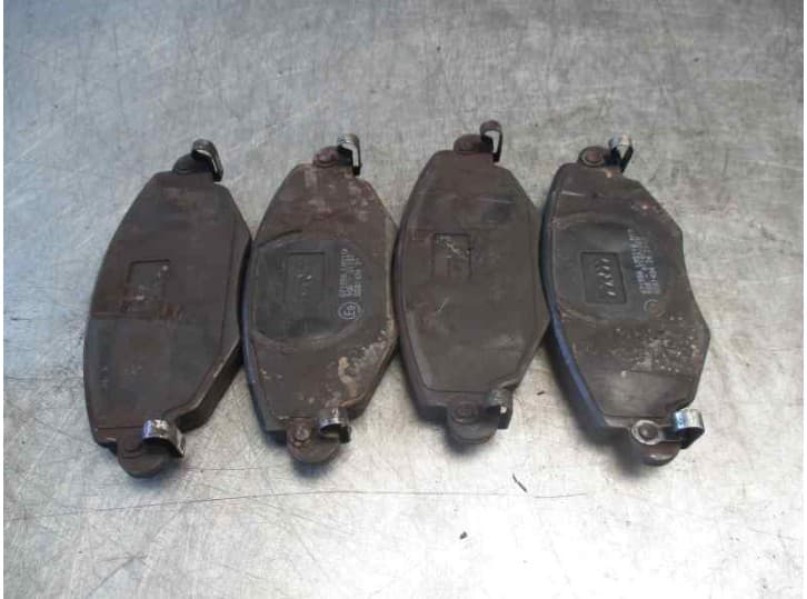 Recambio de pastillas de freno para ford mondeo iii sedán (b4y) 2.0 16v tddi / tdci referencia OEM IAM 671556 TRW
