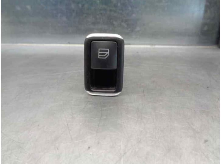 Recambio de mando elevalunas trasero izquierdo para mercedes-benz clase c (w204) c 200 cdi (204.001) referencia OEM IAM A2048700