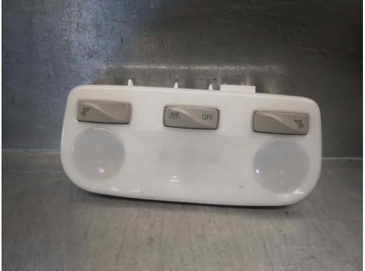 Recambio de luz interior para renault fluence (l3_) 1.5 dci (l30d, l30l, l306, l33f, l33l, l33m, l33v, l33w) referencia OEM IAM