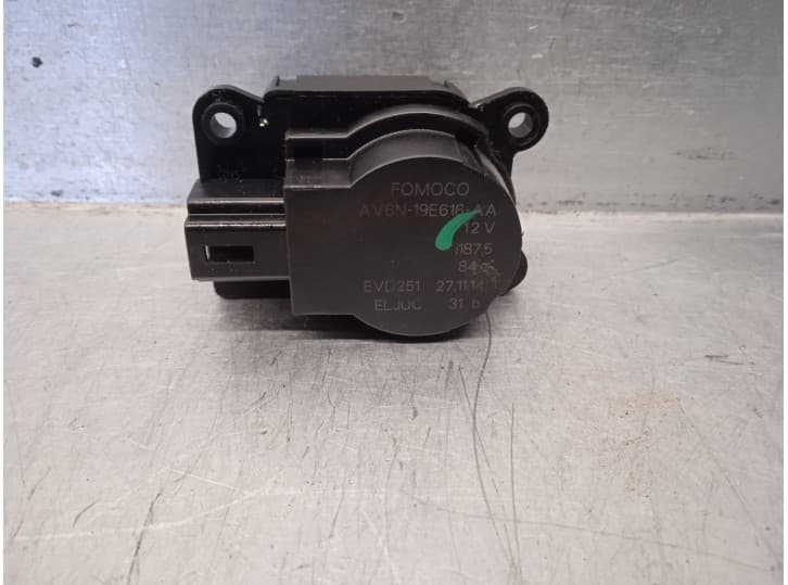 Recambio de motor apertura trampillas climatizador para ford transit custom v362 furgoneta (fy, fz) 2.2 tdci referencia OEM IAM