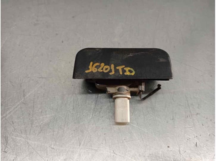 Recambio de piloto matricula para citroën jumpy ii furgoneta 2.0 hdi 120 referencia OEM IAM 9658461780