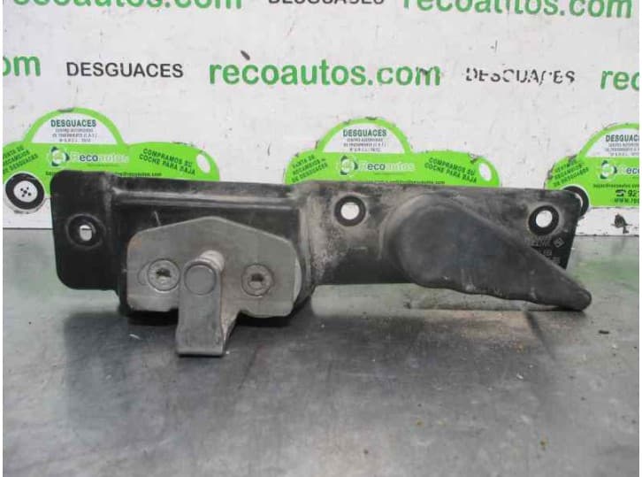 Recambio de maneta interior trasera derecha para opel vivaro a autobús (x83) 1.9 dti (f7, j7, a07) referencia OEM IAM 8200005260