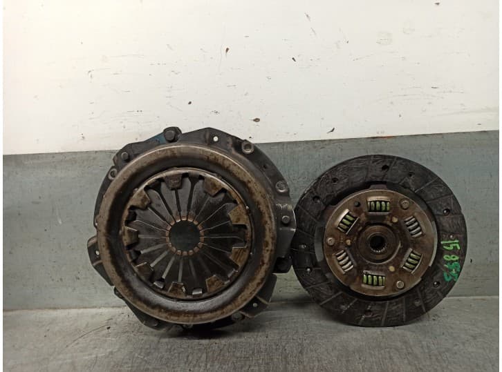 Recambio de kit embrague para renault r-4 f6a furgoneta referencia OEM IAM 7701469026 VALEO