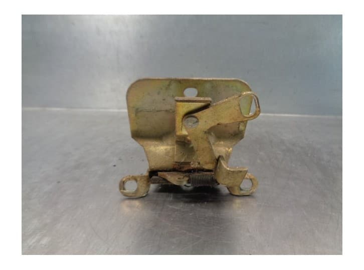 Recambio de cerradura maletero / porton para ford fiesta ii (fbd) 1.6 xr2 (fbd) referencia OEM IAM 84FBB43102AC