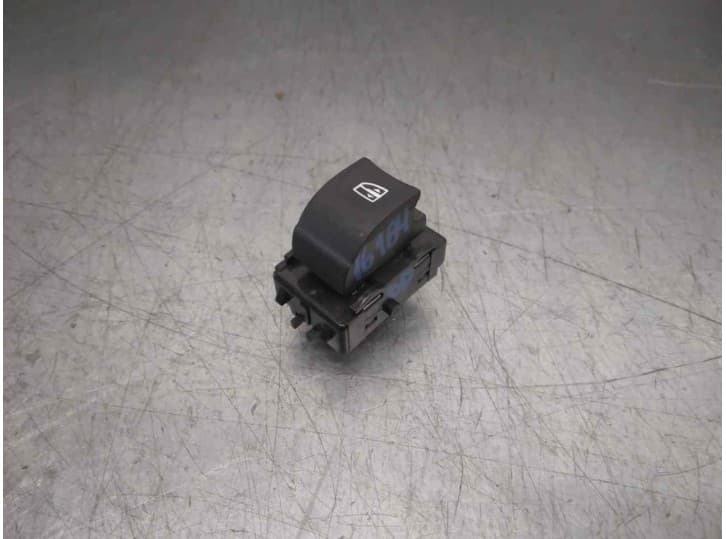 Recambio de mando elevalunas delantero derecho para renault fluence (l3_) 1.6 16v (l301, l30f, l30p, l30r) referencia OEM IAM 80