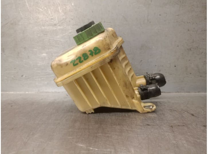 Recambio de deposito servo para volkswagen touareg (7p5, 7p6) 3.0 v6 tdi referencia OEM IAM 7L6422373B 7L6422371E