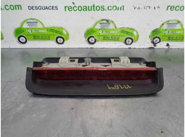 Recambio de luz central de freno para toyota corolla compact (_e11_) 1.4 (zze111_) referencia OEM IAM 8157012320