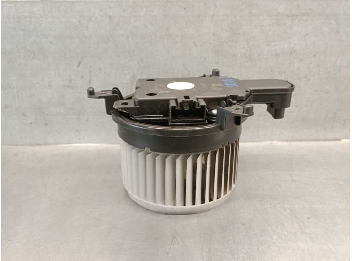 Recambio de motor calefaccion para toyota yaris cross (mxp_) 1.5 hybrid a las 4 ruedas (mxpj15) referencia OEM IAM 871030D520 87