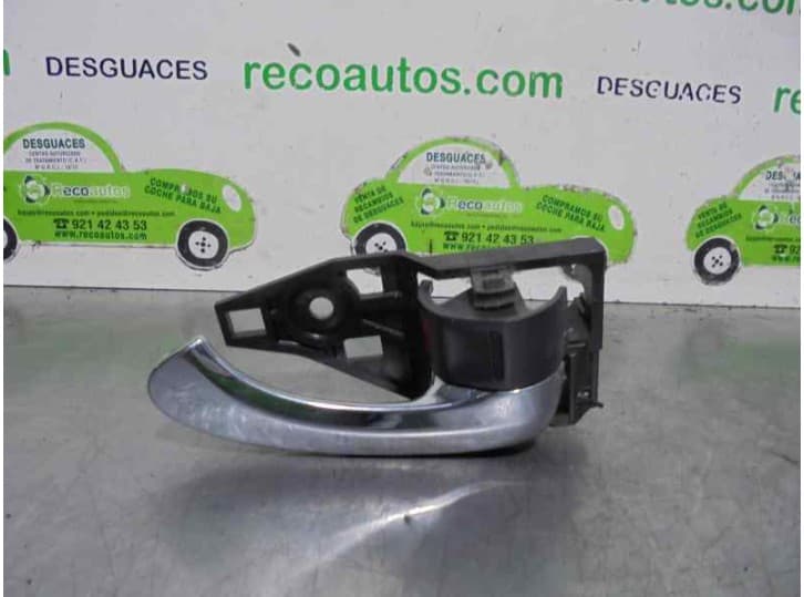 Recambio de maneta interior delantera derecha para toyota rav 4 iii (_a3_) 2.0 4wd (aca30_) referencia OEM IAM 6920533090B0