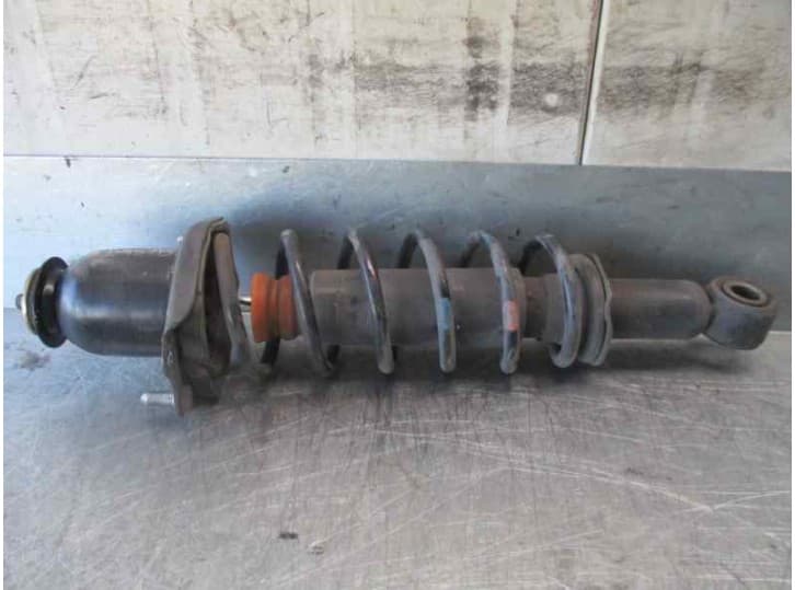 Recambio de amortiguador trasero derecho para toyota corolla sedán (_e12_) 2.0 d-4d (cde120_) referencia OEM IAM 4853002241 6505