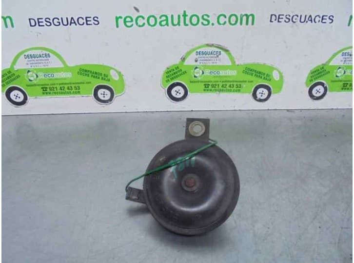 Recambio de claxon para nissan vanette cargo furgoneta (hc 23) 2.3 d referencia OEM IAM