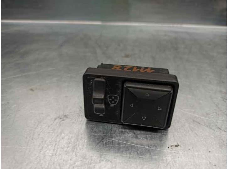 Recambio de mando retrovisor para lancia delta ii (836_) 1.9 td (836am, 836an) referencia OEM IAM 3826