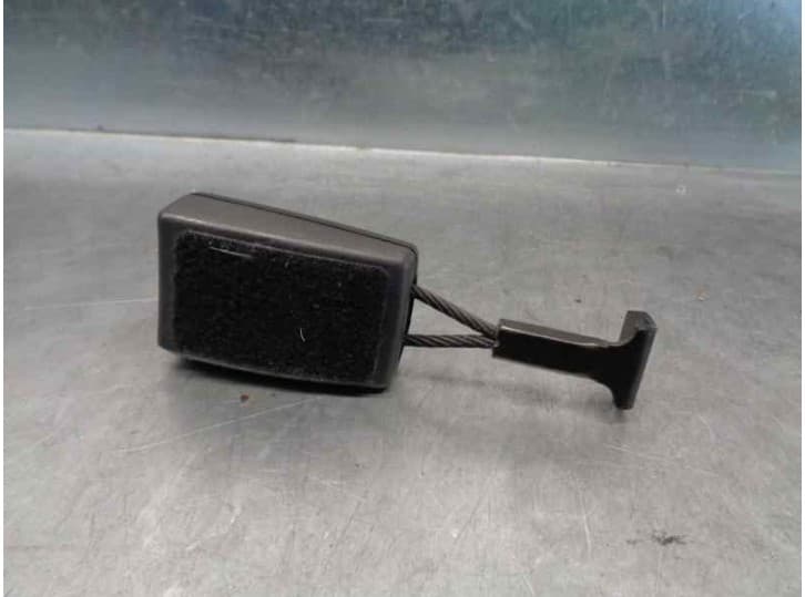 Recambio de enganche cinturon trasero derecho para opel astra h (a04) 1.9 cdti (l48) referencia OEM IAM 13128019
