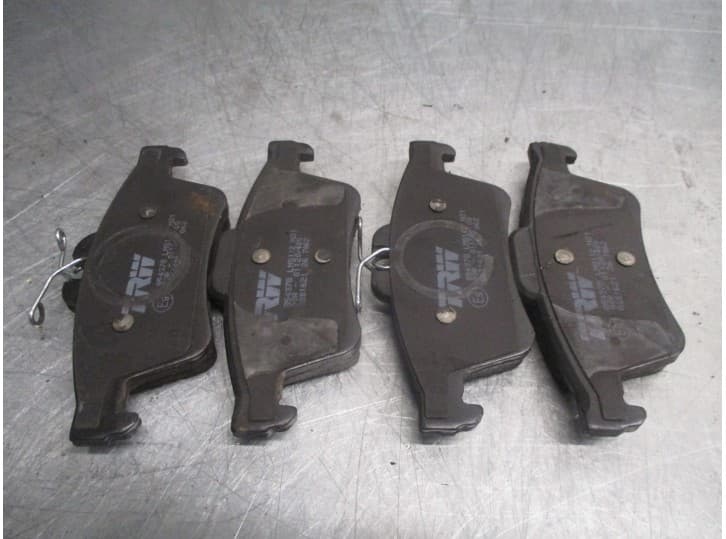 Recambio de pastillas de freno para jaguar xf i (x250) 2.7 d referencia OEM IAM C2C27271 854378 TRW