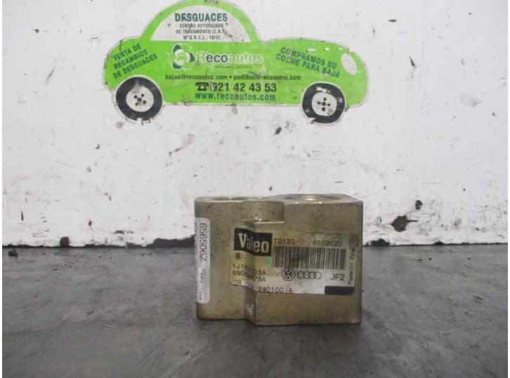 Recambio de valvula expansion para skoda octavia i (1u2) 1.9 tdi referencia OEM IAM 1J1820103A VALEO