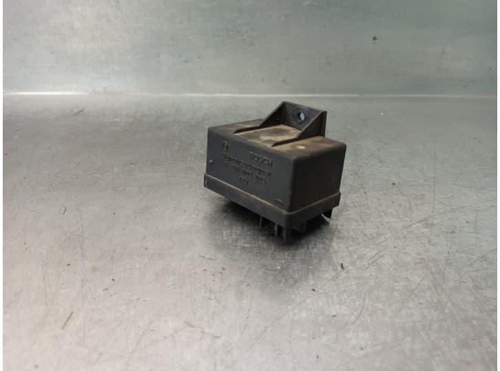 Recambio de caja precalentamiento para citroën xsara coupé (n0) 1.9 td referencia OEM IAM 0281003005 0281003005 BOSCH