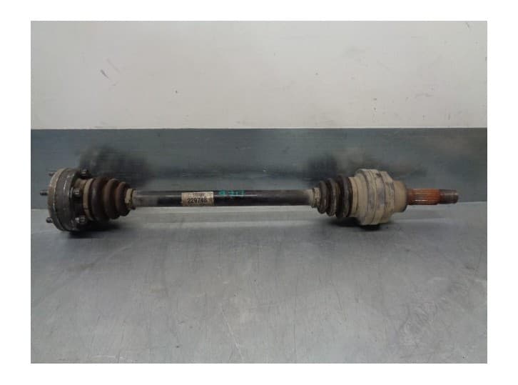 Recambio de transmision trasera derecha para maserati quattroporte 4.7 v8 cat referencia OEM IAM 229748 GKN