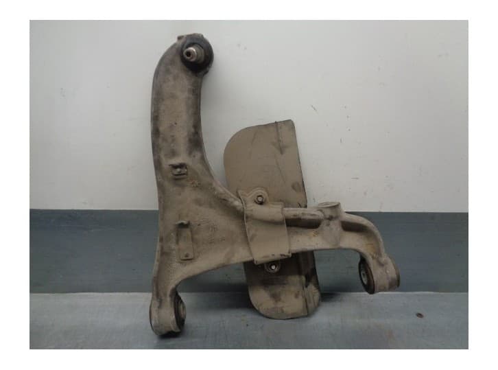 Recambio de brazo suspension inferior trasero derecho para maserati quattroporte 4.7 v8 cat referencia OEM IAM 203157